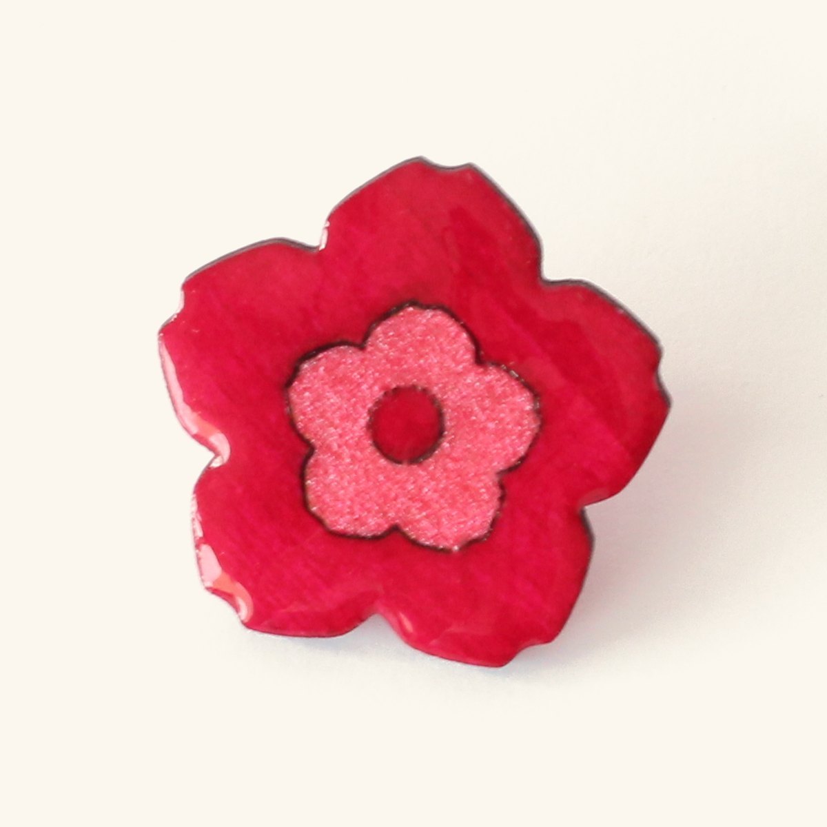 Lucienne · Fleur framboise