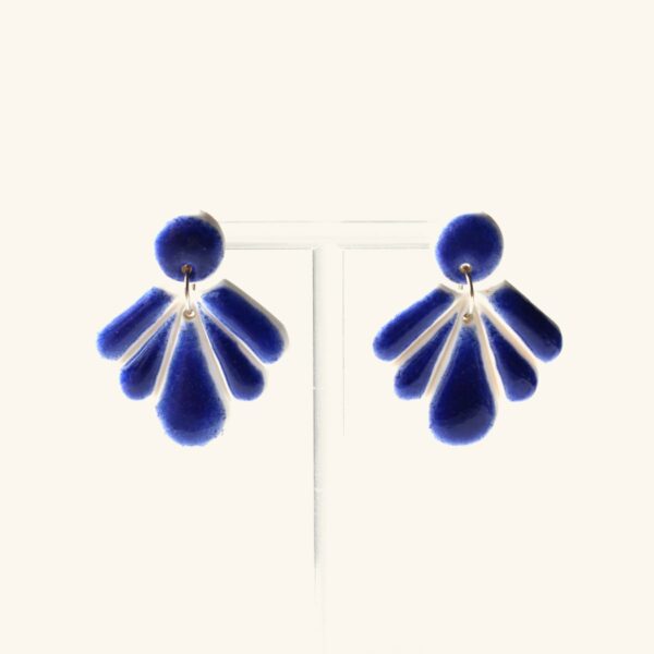 Germaine · Éventail bleu faïence
